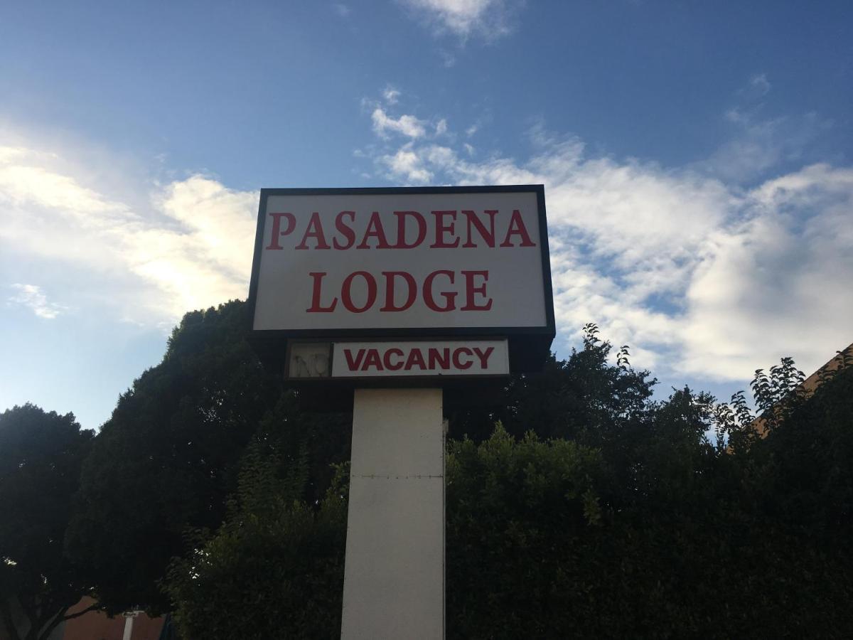 Pasadena Lodge Luaran gambar